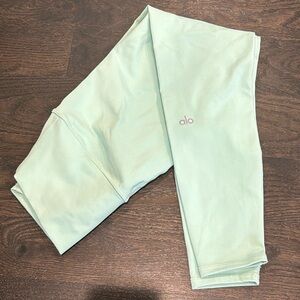ALO leggings